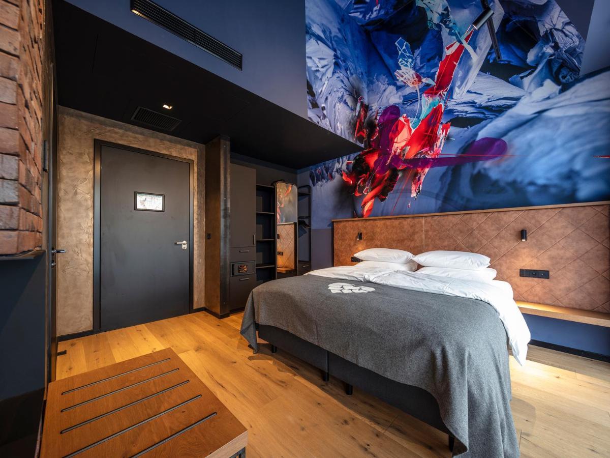 Liebesbier Urban Art & Smart Hotel
